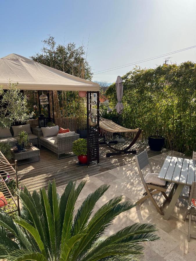 Rdc De Maison Avec Terrasse Barbecue Toulon Eksteriør billede