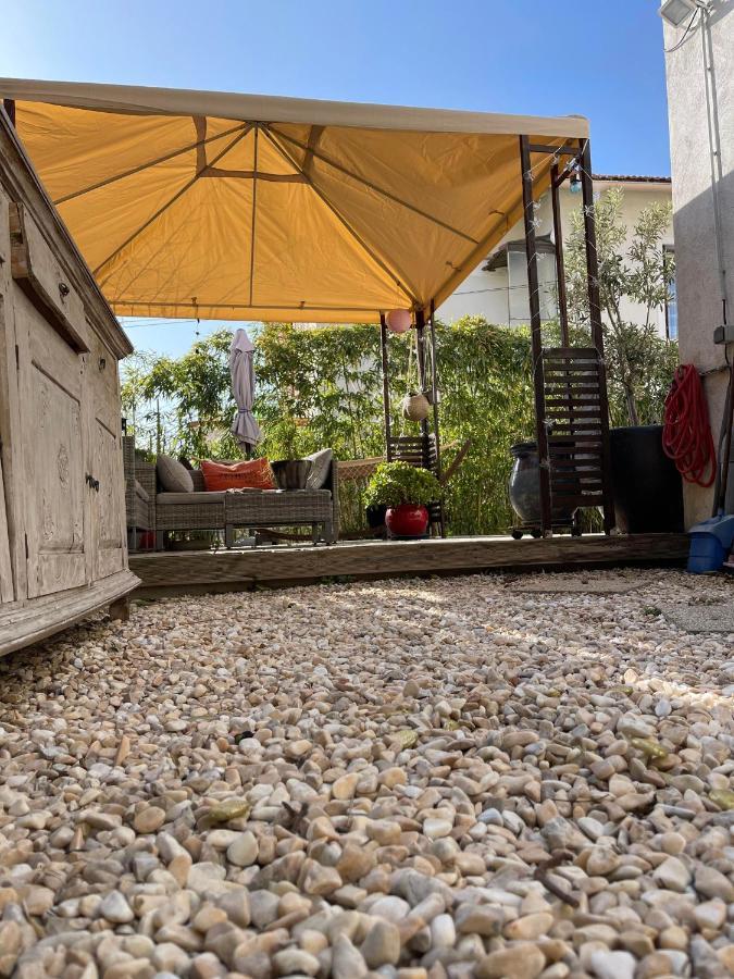 Rdc De Maison Avec Terrasse Barbecue Toulon Eksteriør billede